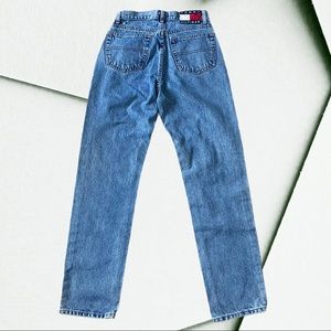 90’s Vintage Tommy Hilfiger High Waisted Jeans
